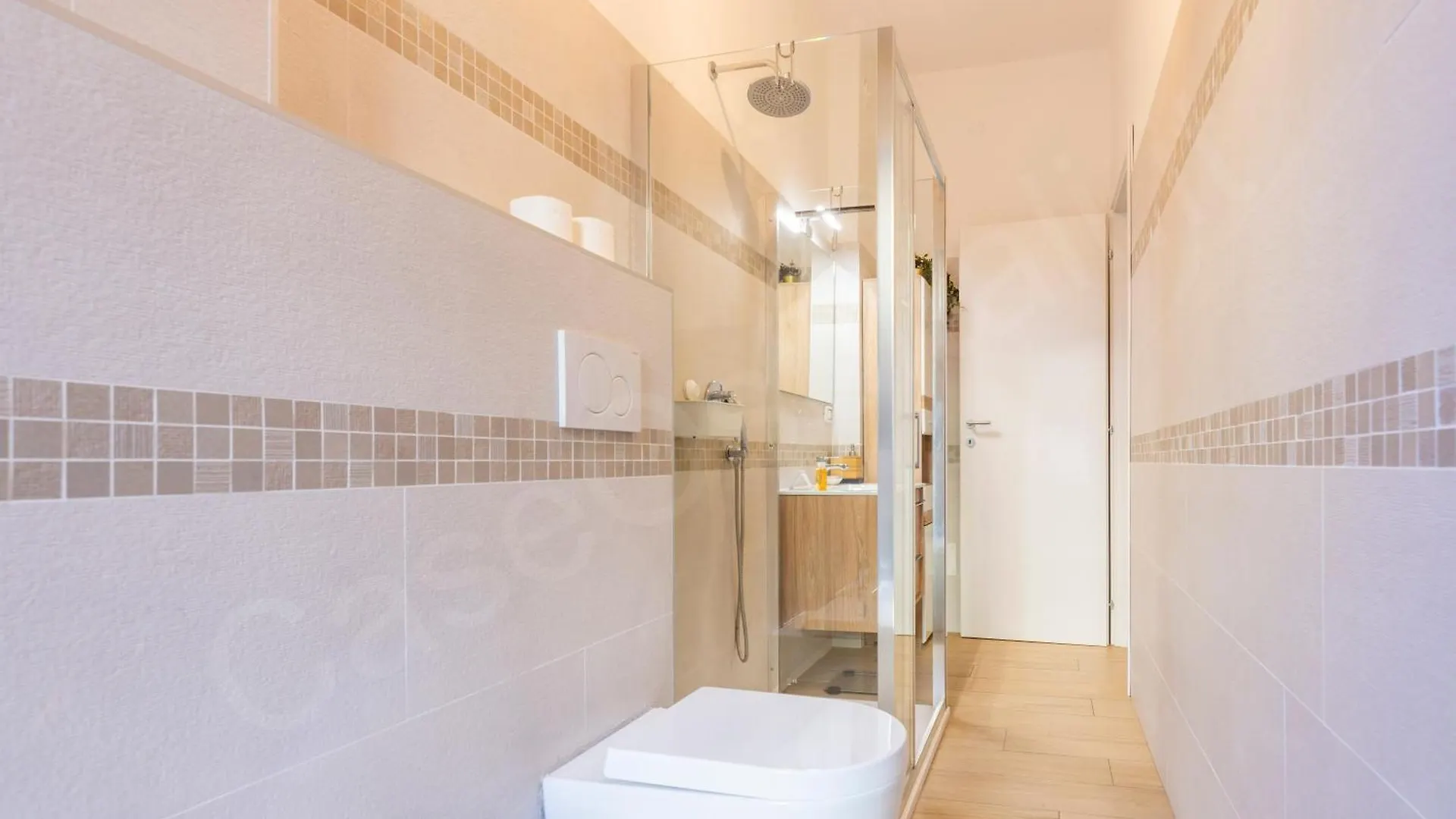 Apartment Caseospitali - Alice'S House, Funzionale Trilocale Con Arredi Moderni Milan Italy