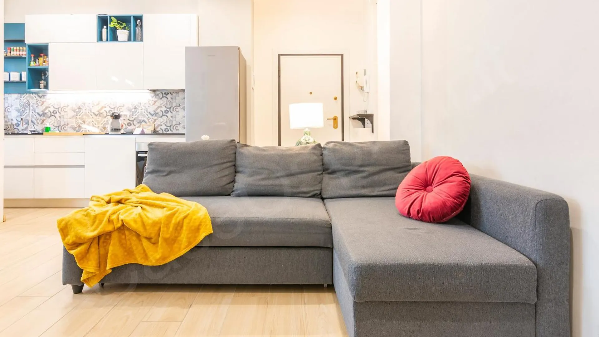Apartment Caseospitali - Alice'S House, Funzionale Trilocale Con Arredi Moderni Milan
