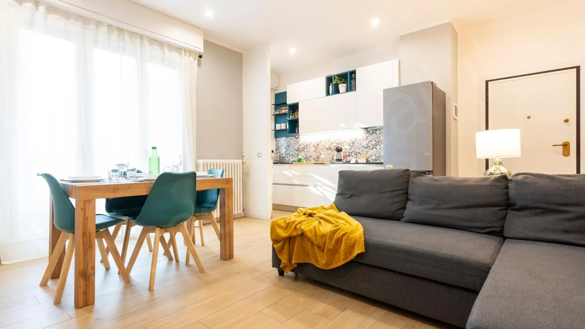 Apartment Caseospitali - Alice'S House, Funzionale Trilocale Con Arredi Moderni Milan